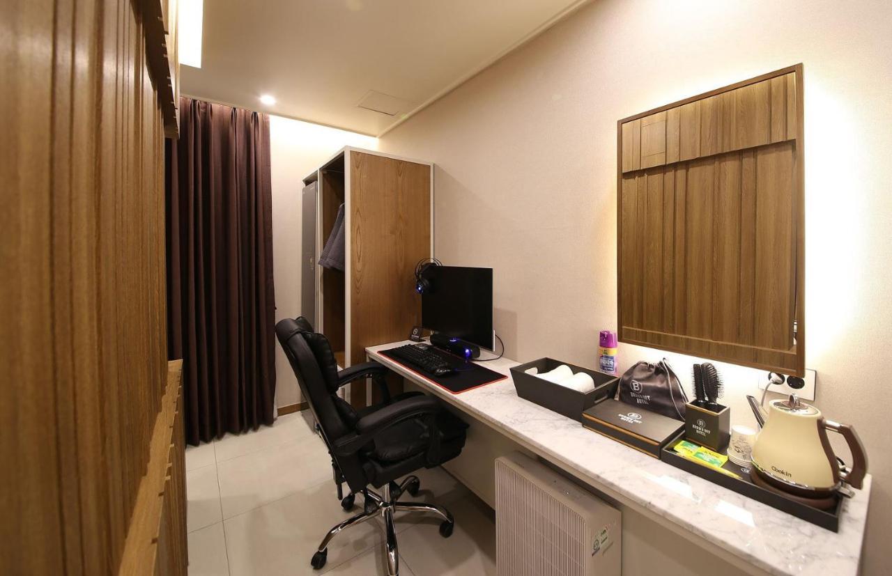 Brown Dot Hotel Sinan Gwangju Metropolitan City Exterior foto