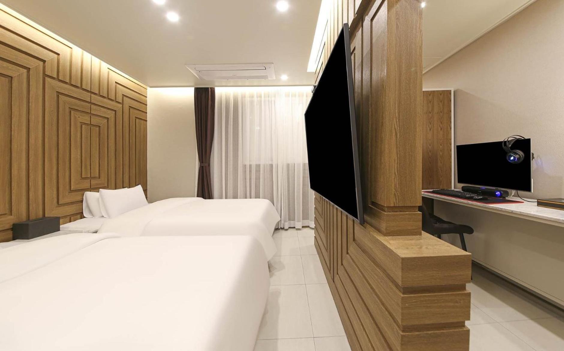 Brown Dot Hotel Sinan Gwangju Metropolitan City Exterior foto